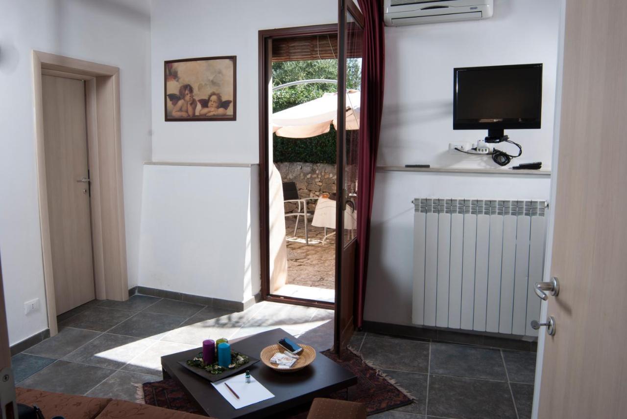 Agriturismo Al Casale Доннафугата Экстерьер фото